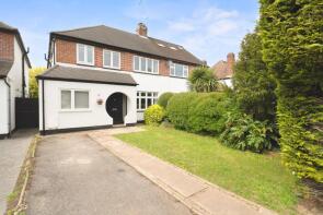 10, Lawn Close, Datchet, Slough SL3 9JZ
