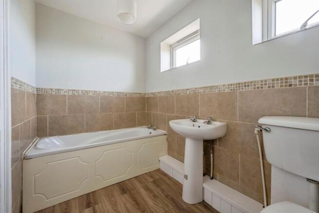 3 bed End of Terrace for sale Image 4