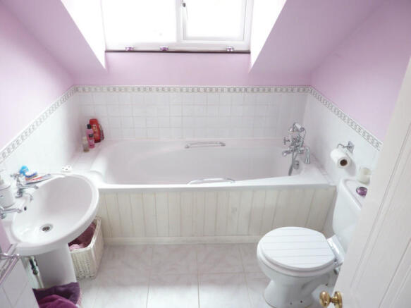 Bedroom 2 En-suite