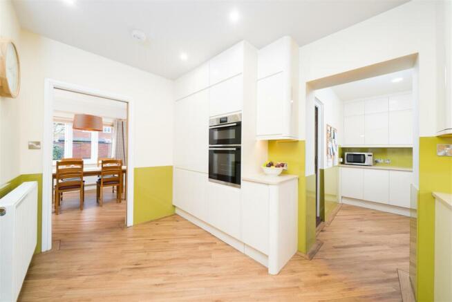 Fitted Kitchen