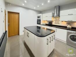 61, Avondale Road, Nelson BB9 0DA