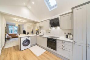 28, Derinton Road, London SW17 8JB