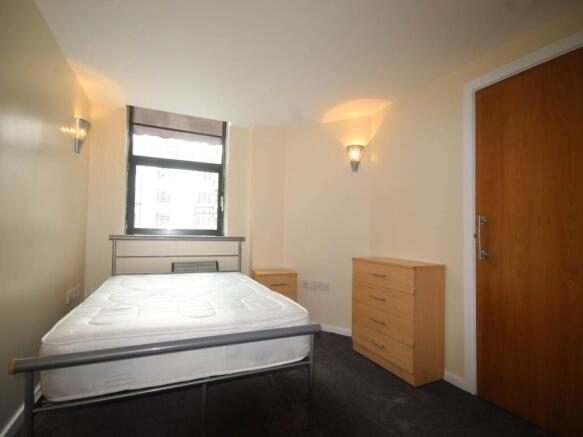 1 bed Flat to rent Image 5