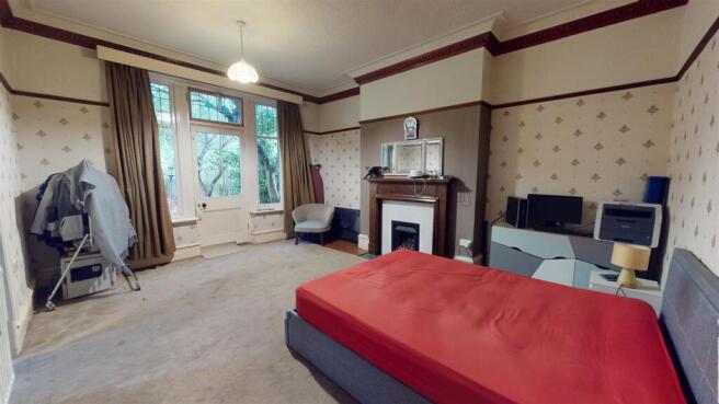 7 bed Semi-Detached for sale Image 9