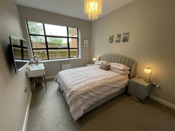 Bollin Heights, Macclesfield Road, Wilmslow photo 4