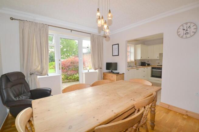 dining room.jpg