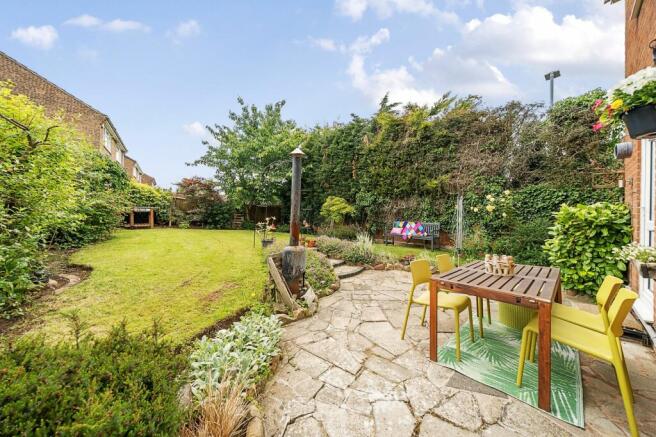 Garden - Patio Area