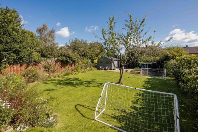 Garden Rear 3