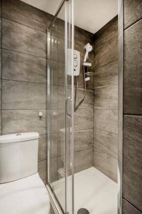 4 bed End of Terrace to rent Image 9
