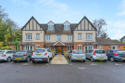 Pegasus Court, Wantage, OX12