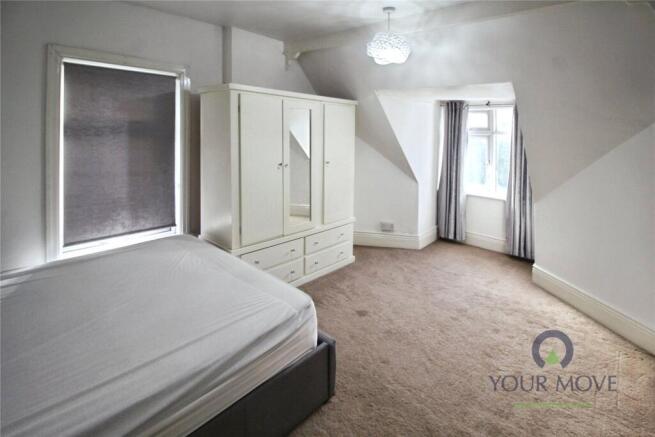 4 bed Detached for sale Image 7