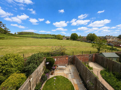 Wyndham Place, Midhurst, GU29