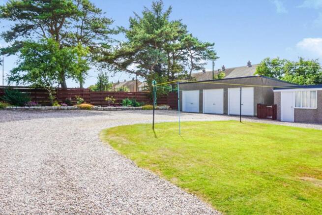 Triple Garage