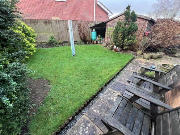 Rear garden with shed.jpg