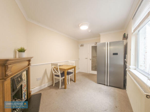 Sitting/Dining Room