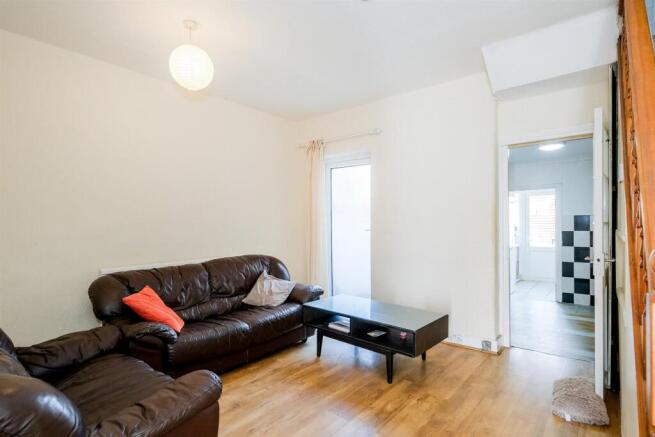 112 Holbrook road-2_web.jpg