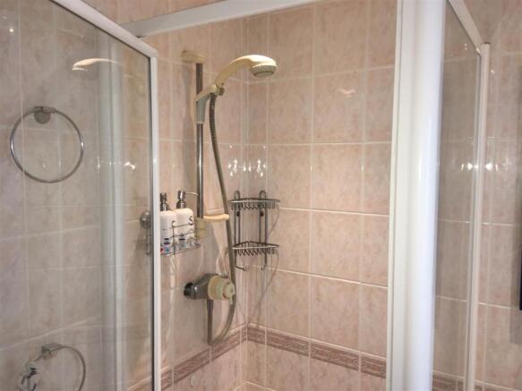 facproperties.co.uk-estate-agent-estate-agents-par