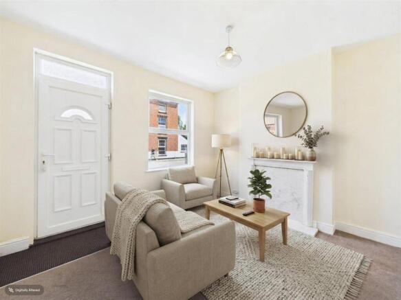 FRONT SITTING ROOM