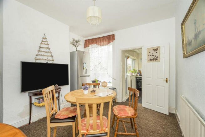 2 bed Terraced for sale Image 4
