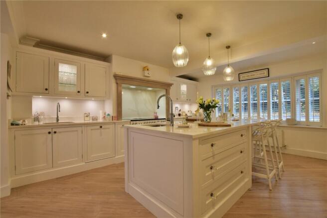 Dixon Drive, Chelford, Macclesfield, Cheshire, SK11 photo 4