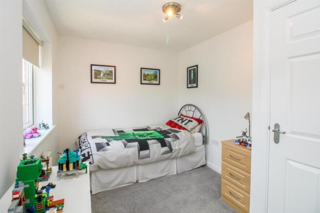 3 bed Detached for sale Image 11