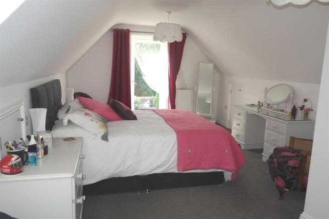 Bedroom1.JPG