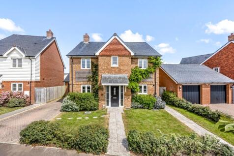 Clover Crescent, Hellingly, BN27
