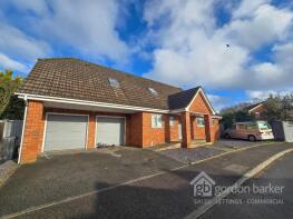 1, Pelican Mead, Ringwood BH24 3RG