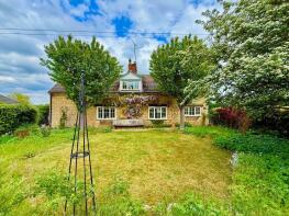 6 Glenmead, Station Road, Grantham NG33 4RA