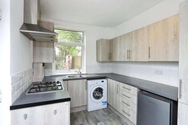 2 bed Semi-Detached for sale Image 8
