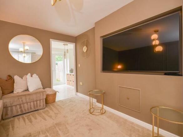 2 bed Semi-Detached for sale Image 4