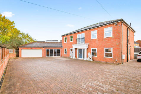 Lumley New Road, Woodstone Village, Houghton Le Spring, County Durham