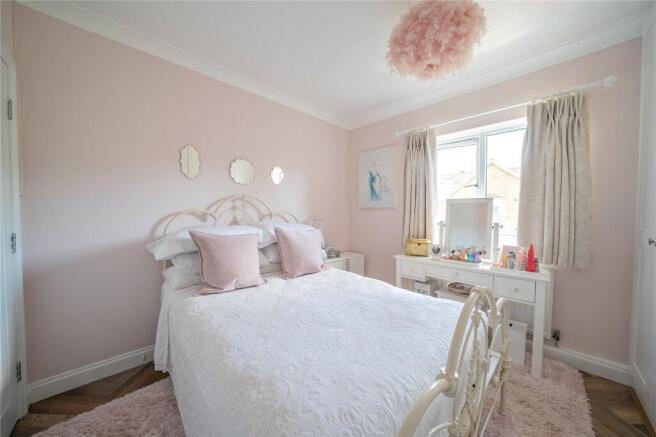 2 bed Apartment for sale Image 5