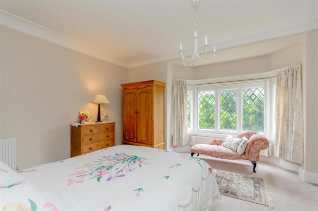 8345664-interior35.jpg