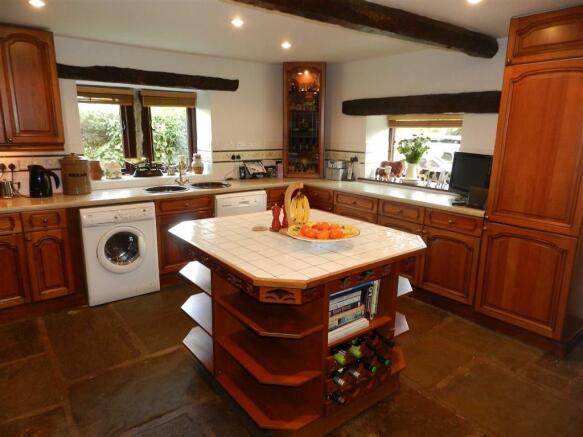BREAKFAST KITCHEN