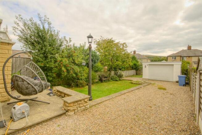 3 bed Semi-Detached to rent Image 10