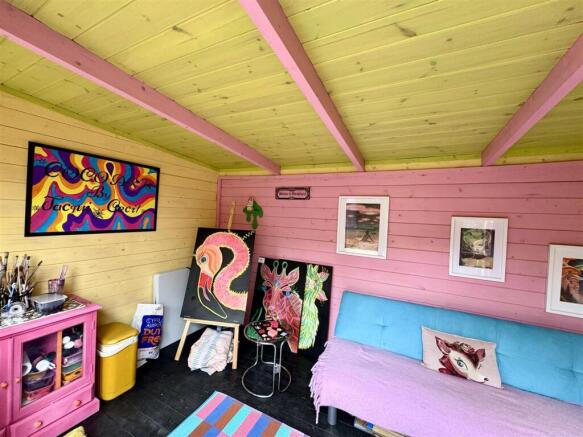 GARDEN STUDIO
