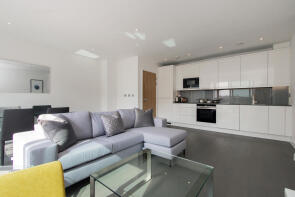 Flat 19, 12 Lassen House, Lismore Boulevard, Colindale, London NW9 4BY