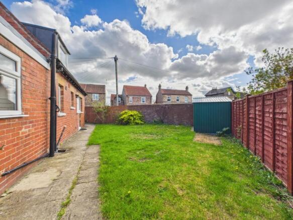 3 bed House for sale Image 8