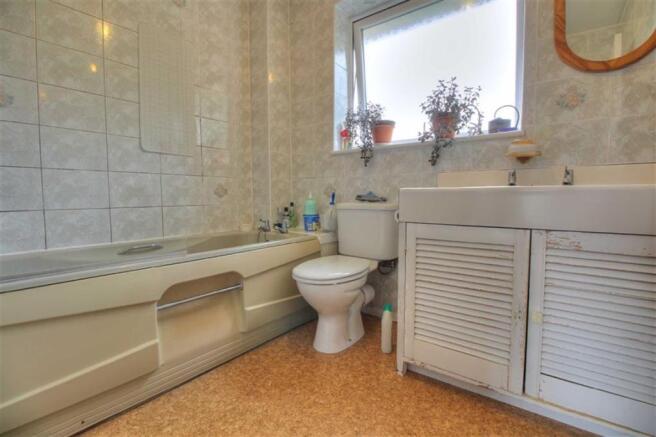 Kitchen:
