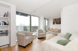 1, Peacock Place, London N1 1YG
