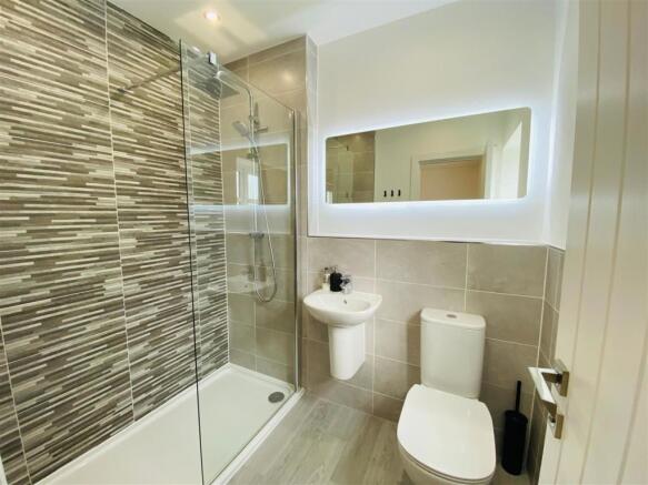 Ensuite