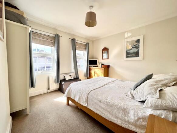 33 Park Avenue BED 1