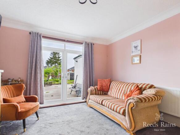 3 bed Semi-Detached for sale Image 8