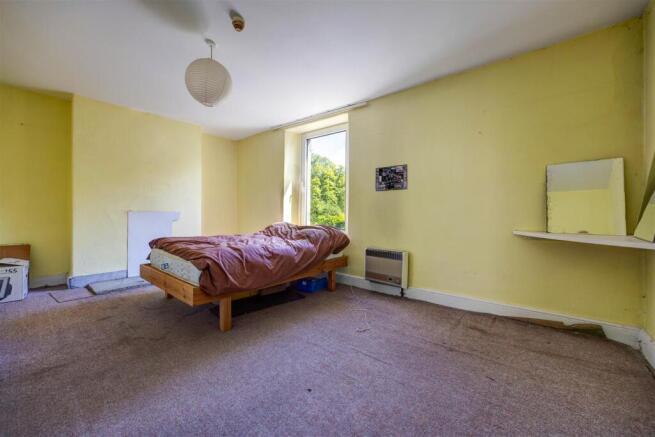 4 bed End of Terrace for sale Image 12