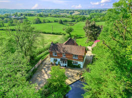 Romney Lodge, Village Street, Ewhurst Green, Ewhurst TN32 5TA