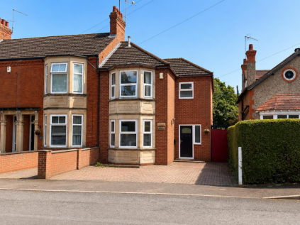 Main Road, Duston, Northampton NN5