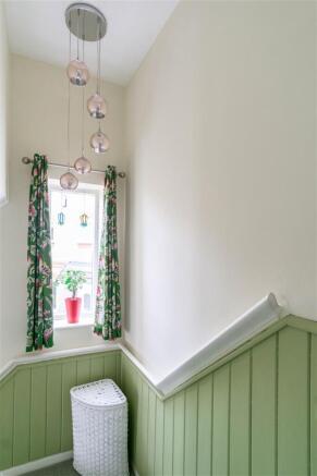 4 bed Detached for sale Image 11