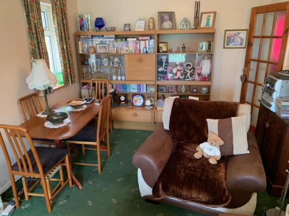 2 bed Detached Bungalow for sale Image 9