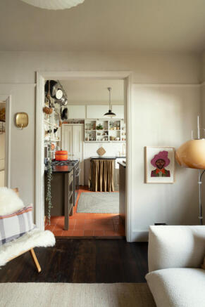 195380 - THORPE-CRESCENT-20.jpg